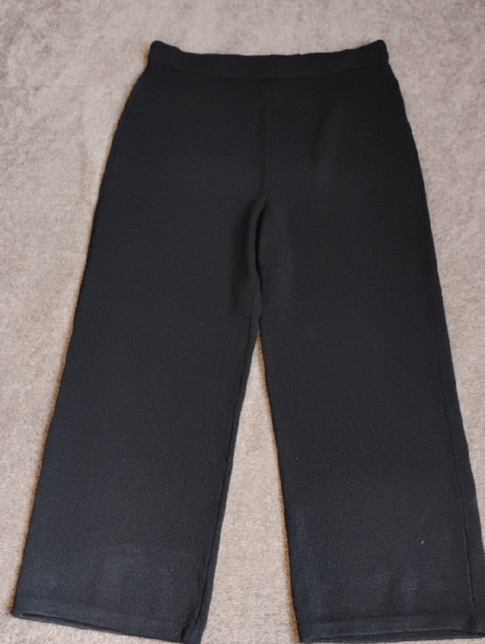 Vintage St. John Basics Pull On Knit Pants Flawed